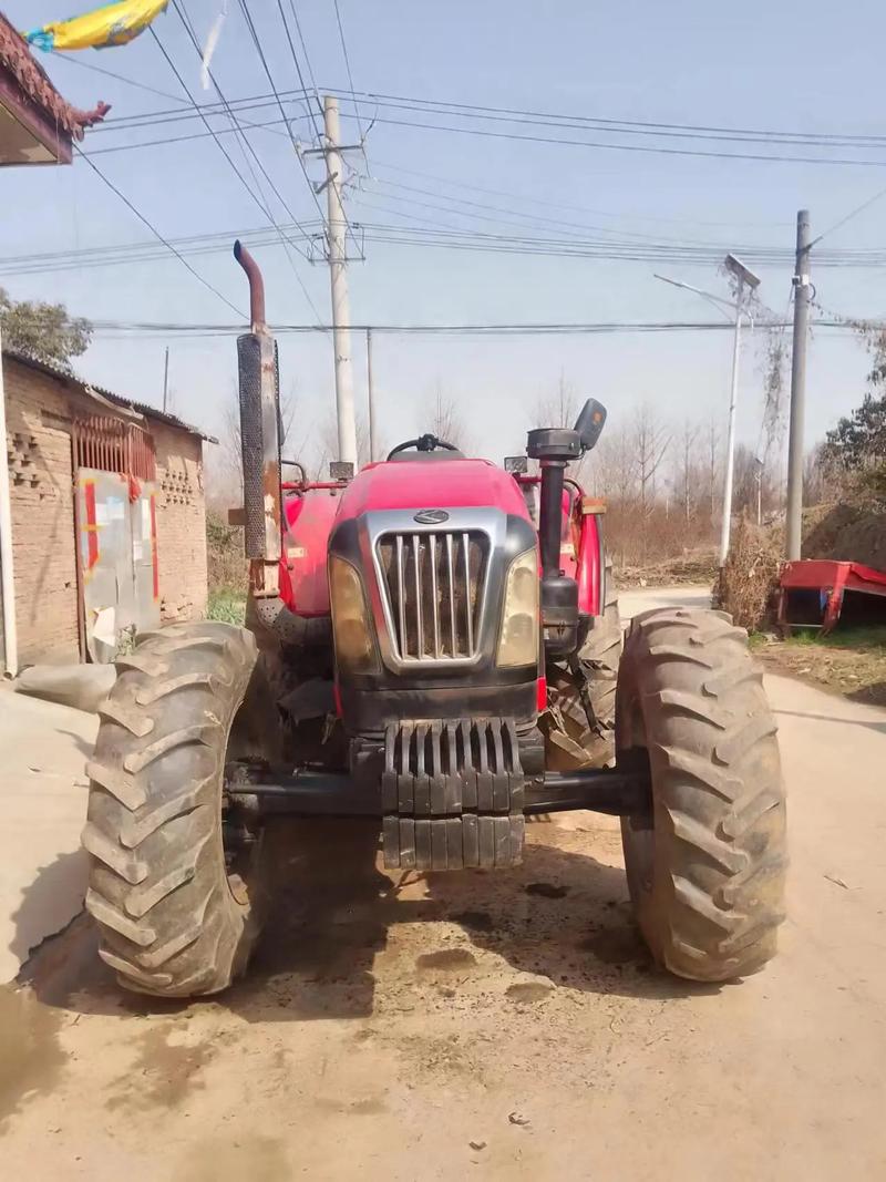 大型老式貨運(yùn)拖拉機(jī)視頻大型老式貨運(yùn)拖拉機(jī)視頻大全