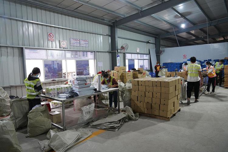 物流貨運裝貨物流公司裝貨