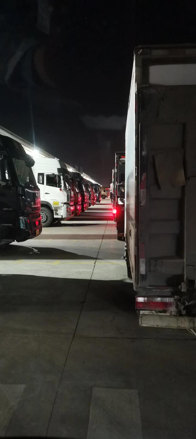 貨運晚上跑晚上跑貨運怎么樣