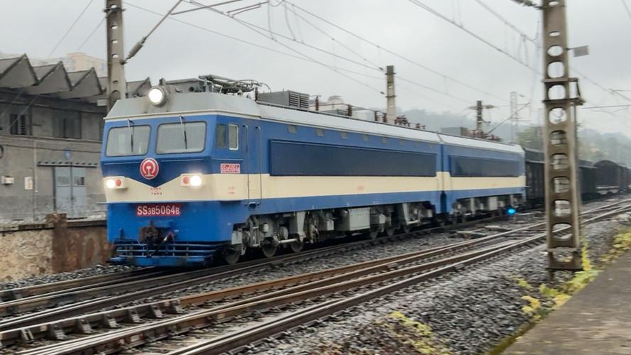 動(dòng)貨貨運(yùn)動(dòng)車 貨運(yùn)